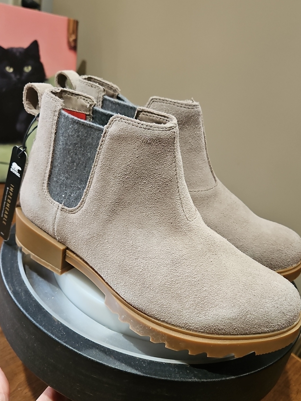 🍂🍁Sorel Taupe And Gray Ankle Boots - Picture 5 of 14
